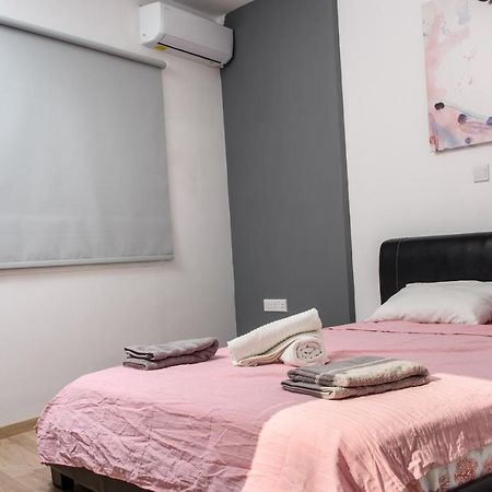 Ferienwohnung Valdivian Flat 18 Larnaka Exterior foto
